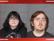 Pareja de Southington que tenía a 2 niños viviendo en pésimas condiciones, son acusados de abuso infantil y neglicencia