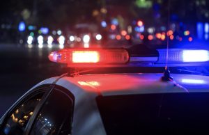 Una mujer resultó herida luego de que una pelea entre varias personas desatara un incendio en Meriden