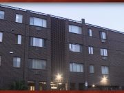 Tragedia en Hartford: Dos personas halladas sin vida en un apartamento, la policía investiga un posible asesinato-suicidio.