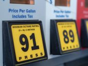 Los precios de la gasolina en aumento en Connecticut