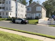 Niño de 6 años se disparó accidentalmente en la mano mientras jugaba con un arma en Hartford