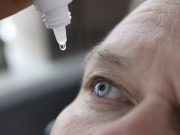 ¡Cuidado! podría estar usando productos para los ojos potencialmente dañinos