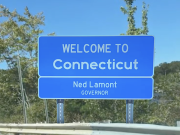 Reemplazan el cartel que dice ‘Bienvenido a Connecticut’ luego de ser robado