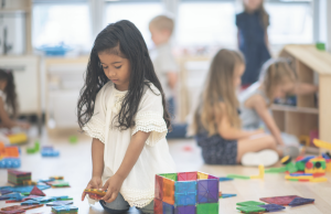 37.000 niños de Connecticut podrían perder la ayuda para el cuidado infantil esta semana