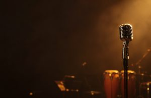 Muere Alex Bueno, una de las voces más queridas del merengue y la bachata