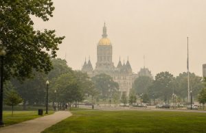 Humo de incendios afecta el aire en Connecticut: qué deben saber los residentes