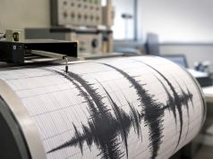 Fuerte terremoto frente a Chiapas activa monitoreo de tsunami en México y Guatemala