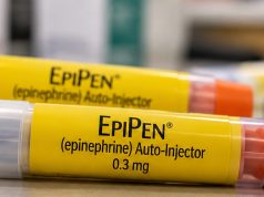 Connecticut recibirá 10,000 EpiPens gratuitos tras acuerdo de $8 millones con Mylan