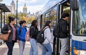 Jóvenes de Connecticut ya pagan 50% menos en CTtransit